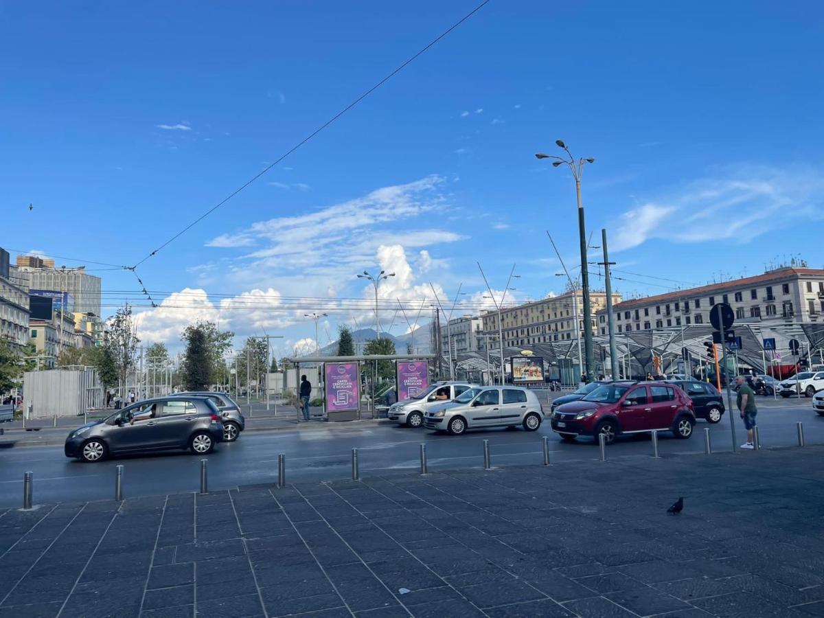 Hotel Poerio Napels Buitenkant foto