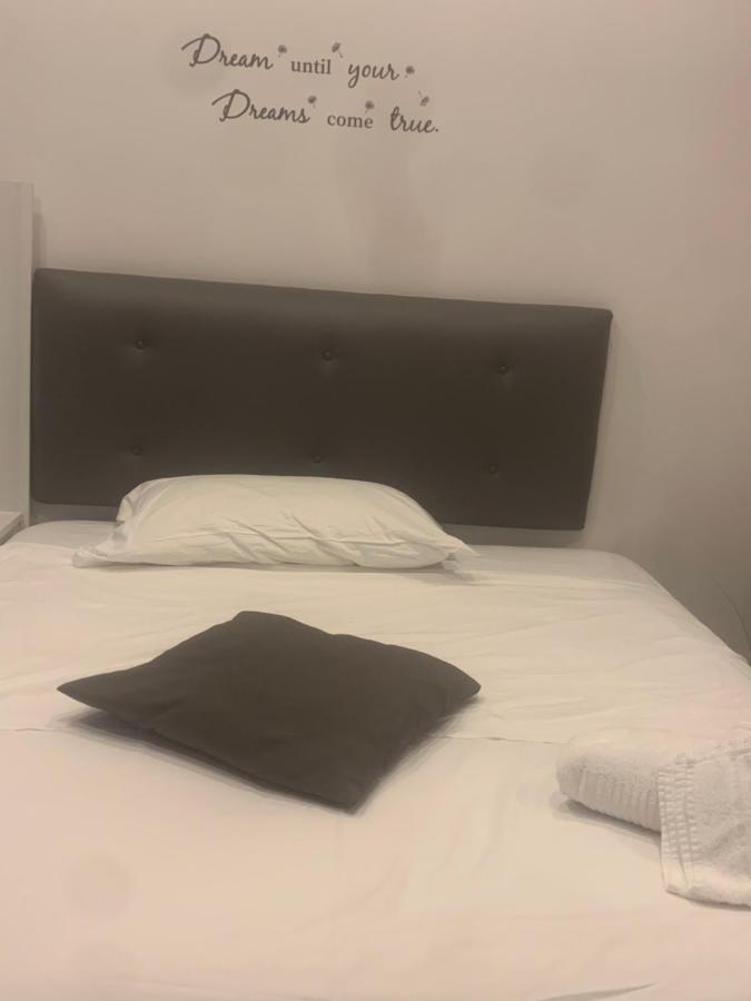 Hotel Poerio Napels Buitenkant foto
