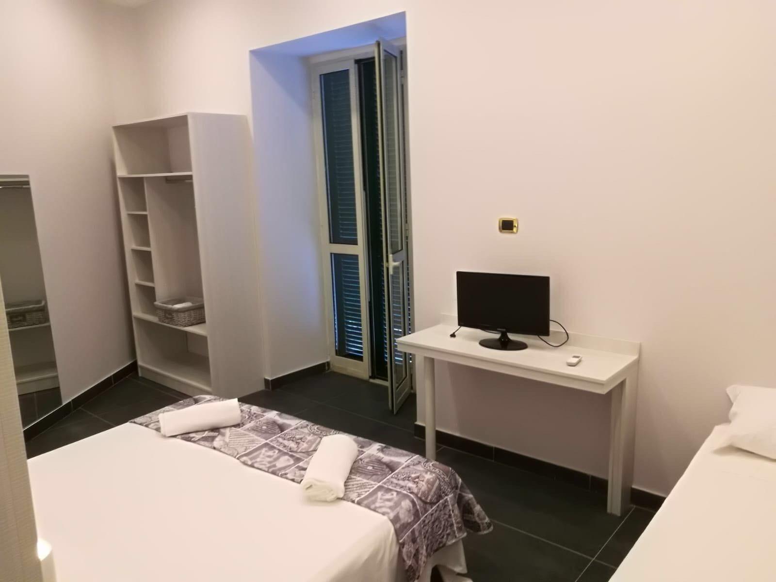 Hotel Poerio Napels Buitenkant foto
